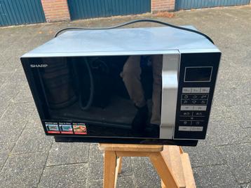 Sharp Combimagnetron - Zo goed als nieuw! beschikbaar voor biedingen