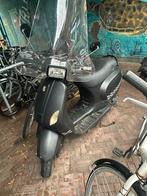 Kapotte B T C scooter - Onderdelen/Opknapper, Ophalen