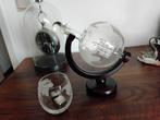 Mooie karaf met schip hangend in een hanger met een glas met, Antiek en Kunst, Ophalen of Verzenden