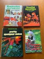 4 boeken over knutselen / speelgoed maken, Ophalen of Verzenden, Gelezen, Poppen maken