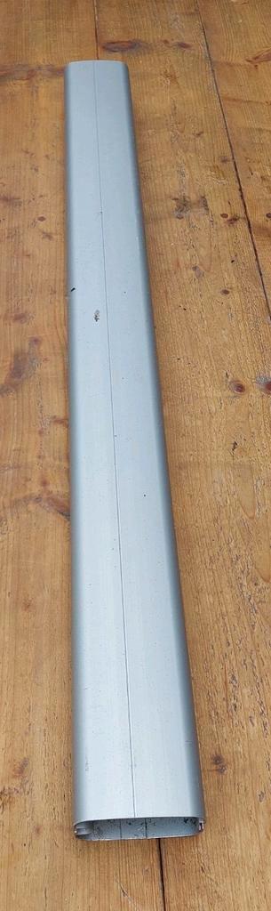 Aluminium mastprofiel 115cm lang, 6,4x10,4cm doorsnee beschikbaar voor biedingen