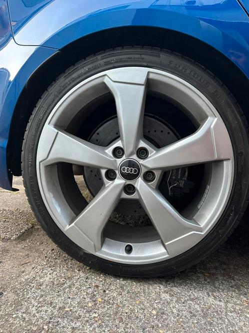 Audi Rs3 Rotor velgen 19 inch origineel zilver Grijs 4 stuks, Auto-onderdelen, Banden en Velgen, Velg(en), 19 inch, 235 mm, Personenwagen