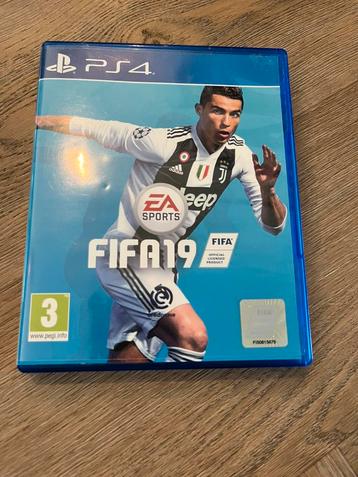 Fifa 19 geschikt voor de Ps4 beschikbaar voor biedingen
