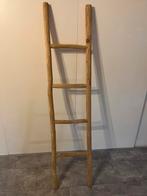 Leuke decoratieve ladder van teakhout zo goed als nieuw!, Doe-het-zelf en Verbouw, Ladders en Trappen, Ophalen, Zo goed als nieuw