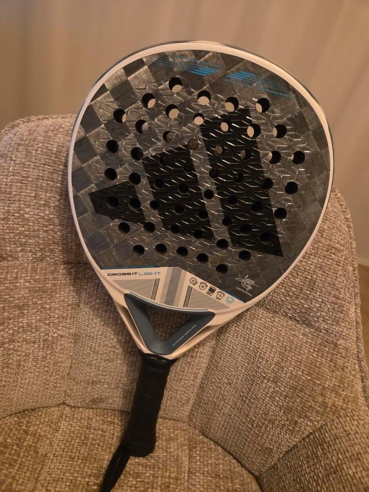 Adidas Cross It Light 3.4 Padel Racket, Sport en Fitness, Padel, Zo goed als nieuw, Padelracket, Ophalen of Verzenden