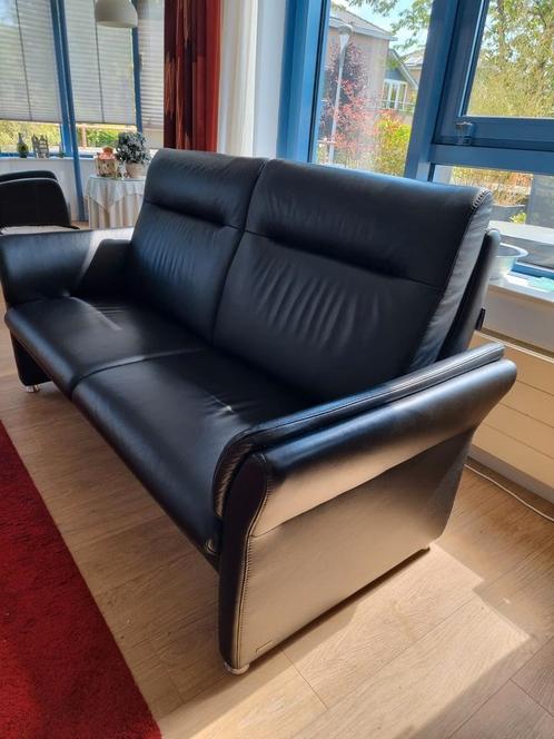 Prominent bank 3-zits zwart leer., Huis en Inrichting, Banken | Sofa's en Chaises Longues, Zo goed als nieuw, Driepersoons, 150 tot 200 cm