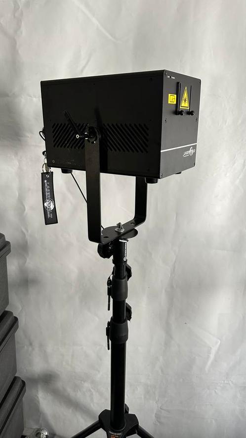 2x Laserworld CS-8000 8W RGB laser in case en met doos, Muziek en Instrumenten, Licht en Laser, Zo goed als nieuw, Laser, Ophalen