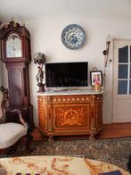 DRESSOIR - WALNOOT -GEBOGEN DEUREN, Antiek en Kunst, Antiek | Meubels | Kasten, Ophalen