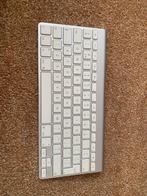 2 Apple iMac Toetsenbord - Draadloos, Computers en Software, Toetsenborden, Gebruikt, Multimediatoetsen, Ophalen of Verzenden
