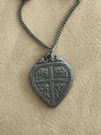 Ketting “ Selangor Pewter “ hartvorm., Antiek en Kunst, Antiek | Tin, Verzenden