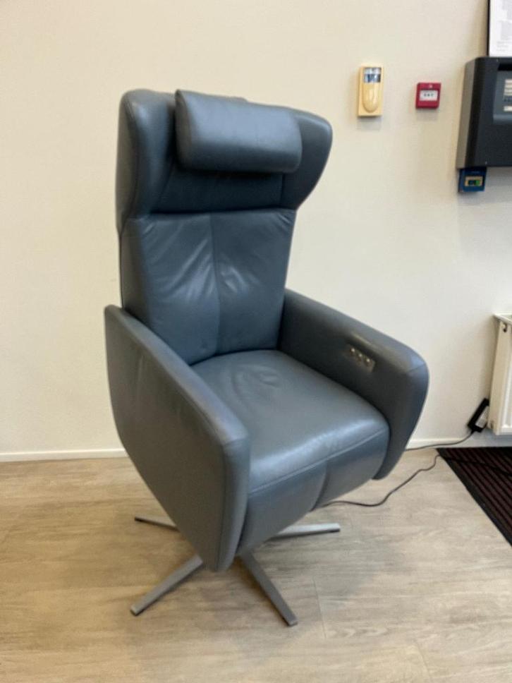 Sta-Op Relaxfauteuil Prominent Sorisso Accu Stoelverwarming, Huis en Inrichting, Fauteuils, Zo goed als nieuw, Leer, Minder dan 50 cm