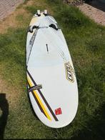 Te koop Tabou angulo 105 liter neilpryde en gunsails zeilen, Watersport en Boten, Windsurfen, Ophalen of Verzenden, Zo goed als nieuw