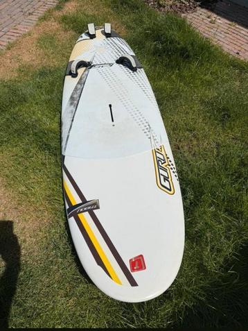 Te koop Tabou angulo 105 liter neilpryde en gunsails zeilen  beschikbaar voor biedingen