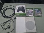Xbox One S + Controller + 2 Games, Ophalen of Verzenden, Gebruikt