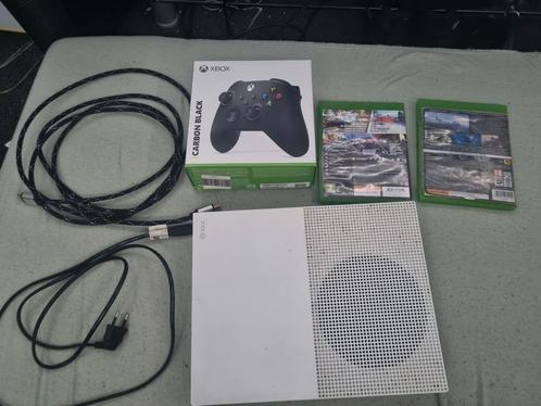 Xbox One S + Controller + 2 Games, Spelcomputers en Games, Games | Xbox One, Gebruikt, Ophalen of Verzenden