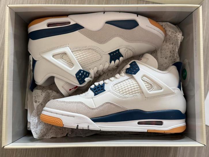 Nike SB x Air Jordan 4 Retro “Midnight Navy”, Kleding | Heren, Schoenen, Nieuw, Sneakers of Gympen, Wit, Ophalen of Verzenden