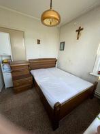 Eiken twee persoonsbed met 2 nachtkastjes, Huis en Inrichting, Slaapkamer | Complete slaapkamers, Ophalen, Gebruikt, Tweepersoons