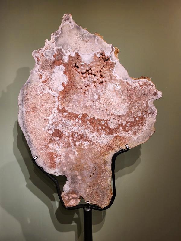 Chalcedoon, 46,2kg, 1,8 mtr. hoog,1500,- euro, Verzamelen, Mineralen en Fossielen, Mineraal, Ophalen