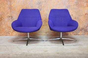 Als NIEUW! 2 paarse stoffen Topform design draaifauteuils beschikbaar voor biedingen