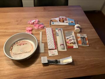 Taarten maken spullen beschikbaar voor biedingen