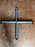 Parasolvoet kruis voor tegels 50 x 50 cm., Ophalen, Zo goed als nieuw, Minder dan 1 meter, Parasolvoet