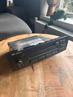 Originele BMW E87 Radio, midrange speakers en underseat subs, Auto diversen, Ophalen, Gebruikt
