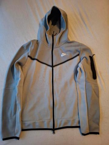 Nike Tech Fleece (Grijs) - Maat M beschikbaar voor biedingen