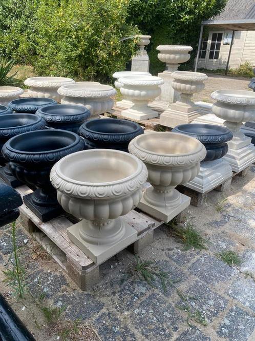 ACTIE! Italiaanse betonnen bloempotten in de aanbieding!, Tuin en Terras, Bloembakken en Plantenbakken, Nieuw, Beton, Binnen, Balkon