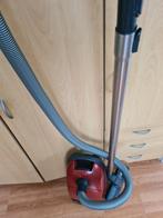 Miele Stofzuiger. In nette staat Sterke motor, zuigkracht, Witgoed en Apparatuur, Gebruikt, Stofzuiger, 1600 tot 2000 watt, Ophalen