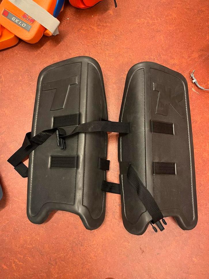 Hockey keepersmateriaal - Bodyprotector, handschoenen, etc., Sport en Fitness, Hockey, Gebruikt, Kleding, Ophalen of Verzenden