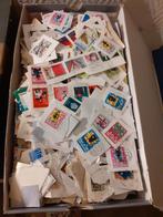 Volle doos postzegels, Verzenden, Nederland