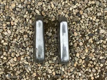 Voor bumper rozet volvo duett PV 544 444 2x 661251 beschikbaar voor biedingen