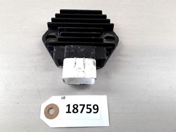 CBF250 2004 - 2012 Honda Spanningsregelaar D1-35353 beschikbaar voor biedingen