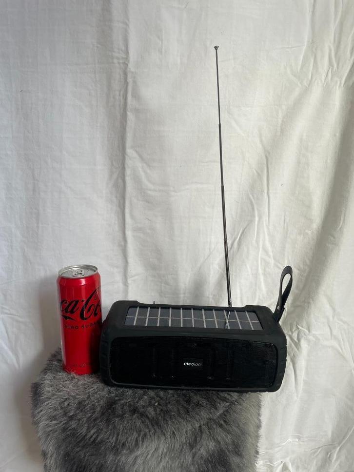Medion solarpowered outdoor speaker met radio, Audio, Tv en Foto, Radio's, Zo goed als nieuw, Radio, Ophalen of Verzenden