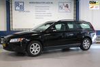Volvo V70 2.0 Limited Edition DEALER ONDERHOUDEN/ NAVI/ YOUN, Voorwielaandrijving, Gebruikt, Zwart, Handgeschakeld