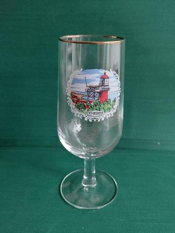vintage bierglas Vuurtoren Vlieland, Waddeneiland, Wadenzee beschikbaar voor biedingen