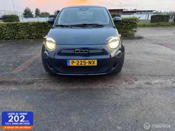 Fiat 500 Action 24 kWh GROOT SCHERM NAVI APPLE CARPLAY beschikbaar voor biedingen