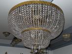 grote plafonniére van kristallen kralen, en messing rand, Ophalen
