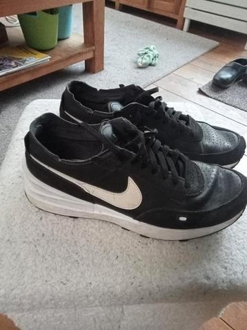 Nike schoenen maat 43 beschikbaar voor biedingen