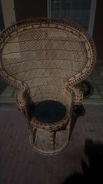 Pauwstoel/ Rieten stoel verhuur, Huis en Inrichting, Stoelen, Twee, Bruin, Riet of Rotan, Ophalen of Verzenden