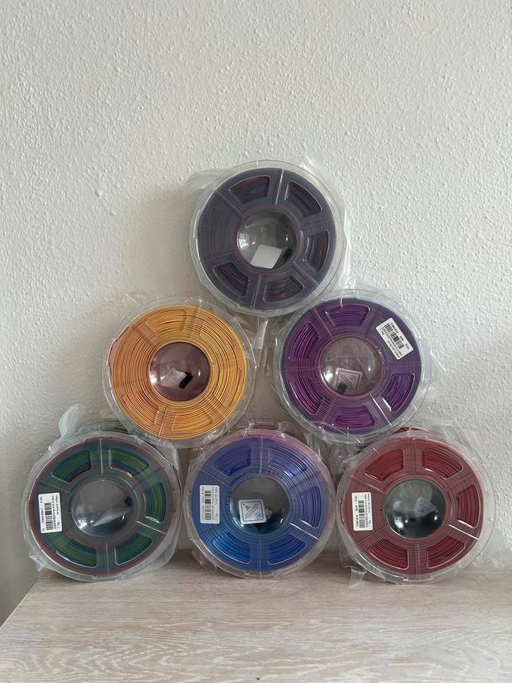 Verschillende kleuten en soorten 3d filament 1,75mm Nieuw!, Computers en Software, 3D-printerbenodigheden, Nieuw, Ophalen of Verzenden