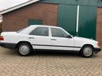 Mercedes-Benz Mercedes 1987 Wit w124 200 serie, Automaat, Mercedes-Benz, Particulier, Sedan