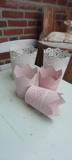 Gietijzeren bloempotjes., Ophalen of Verzenden, Gebruikt, Rond, Minder dan 25 cm
