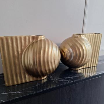 COLMORE ruw alu gouden nieuwe vazen hotel chique  beschikbaar voor biedingen