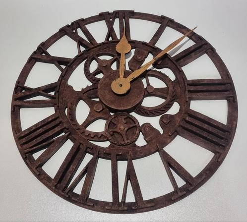 Grote houten wandklok diameter 50cm, Huis en Inrichting, Woonaccessoires | Klokken, Zo goed als nieuw, Ophalen