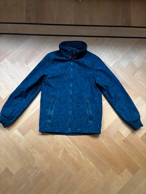 H&M Jas soft shelf blauw print all over maat 152!, Kinderen en Baby's, Kinderkleding | Maat 152, Gebruikt, Jongen, Jas, Ophalen of Verzenden