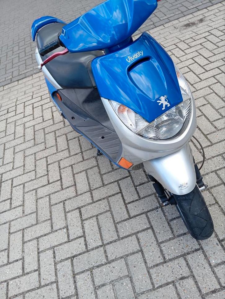 Peugeot Viva City 70cc mallosi sport, Fietsen en Brommers, Scooters | Peugeot, Ophalen