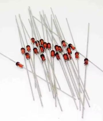 10 st. 1N60 schakel diode DO-35 beschikbaar voor biedingen