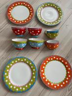 Oillily servies set, Huis en Inrichting, Keuken | Servies, Ophalen of Verzenden, Zo goed als nieuw, Overige stijlen, Bord(en)