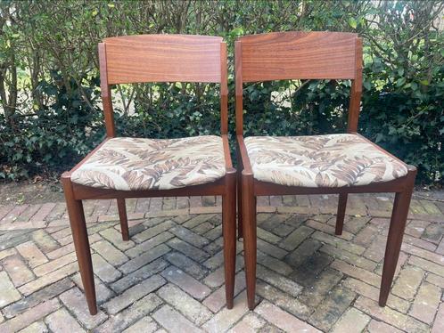 Set vintage eetkamerstoelen, Huis en Inrichting, Stoelen, Zo goed als nieuw, Twee, Stof, Bruin, Ophalen